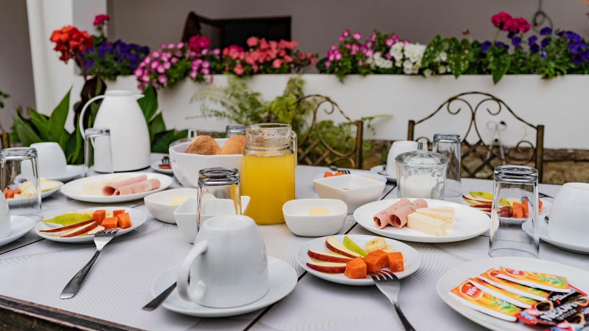 Hotel Casablanca Самайпата Экстерьер фото