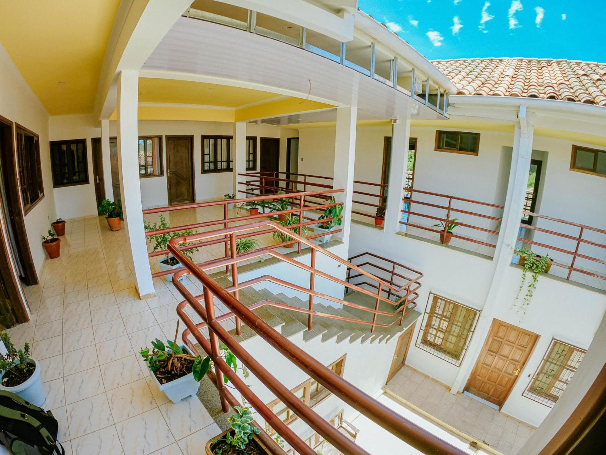 Hotel Casablanca Самайпата Экстерьер фото