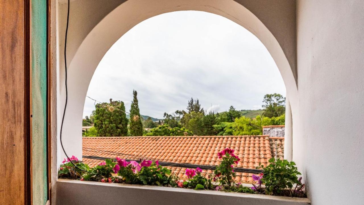 Hotel Casablanca Самайпата Экстерьер фото
