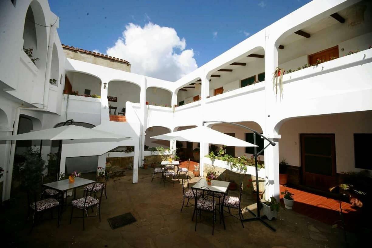 Hotel Casablanca Самайпата Экстерьер фото